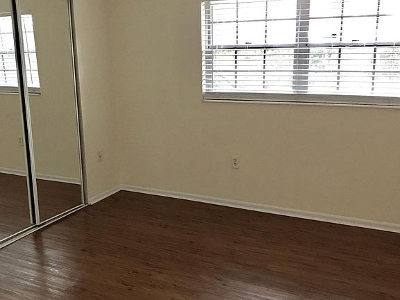 4th image of 120 E Miller St APT 8