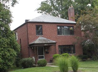 2853 Sherwood Rd, Columbus, OH 43209