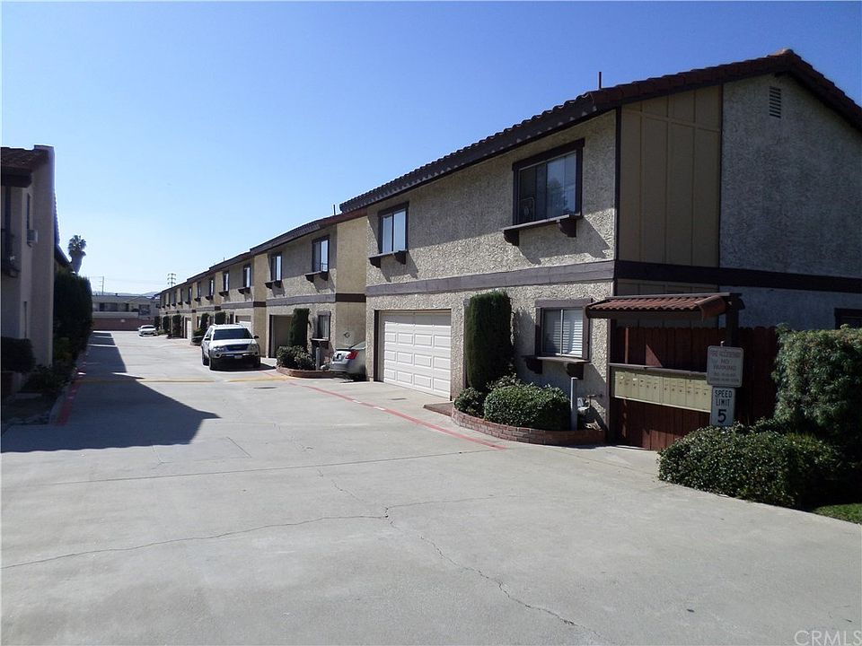 1st image of 564 E Cypress St #13