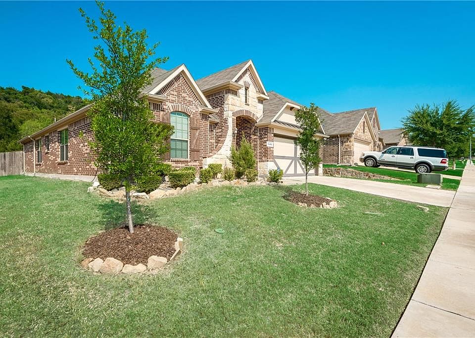 2nd image of 6404 Parkstone Way