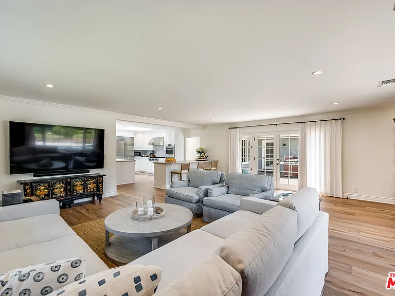 28925 Cliffside Dr — Photo 14