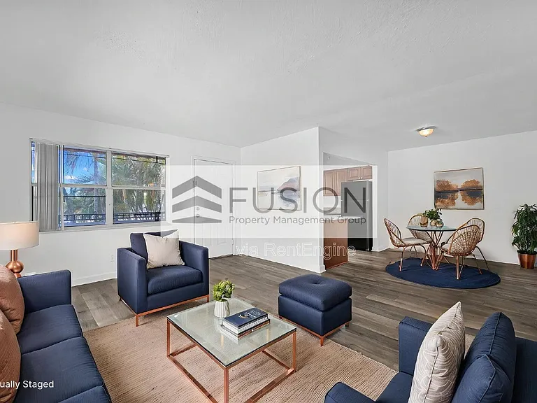 400 NW 65th Ave #220 — Photo 8