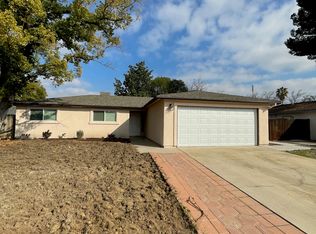 3325 Stanford Ave, Clovis, CA 93611