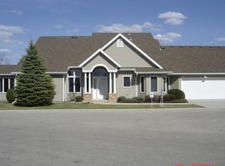 801 Orchard Cir, Grand Forks, ND 58201