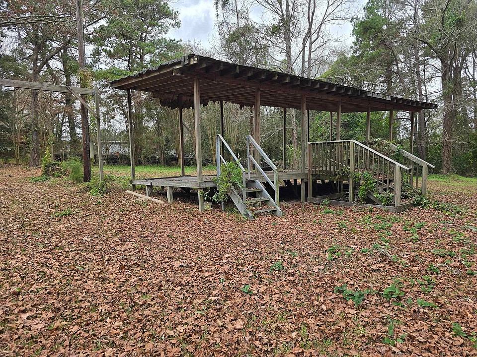 2nd image of 357 Lucas Rd