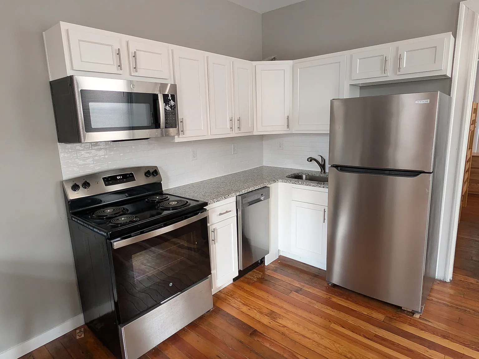 1 bed, 600 sqft, $950 — Photo 2