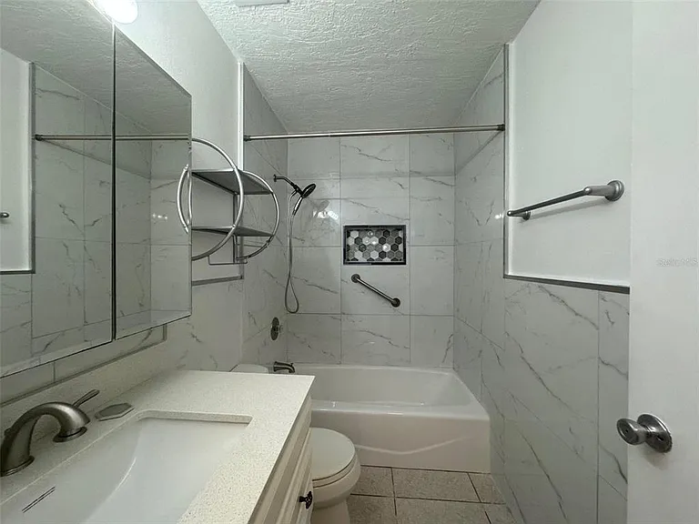 2304 Inagua Way #2304 — Photo 9