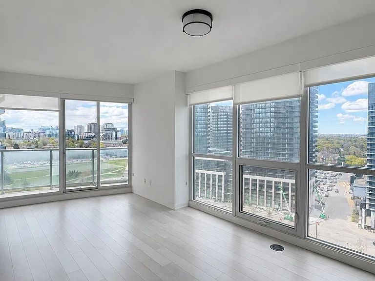 115 McMahon Dr #1603 — Photo 5