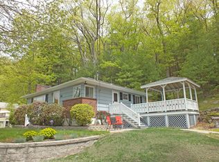 33 Keyes Rd, Westford, MA 01886