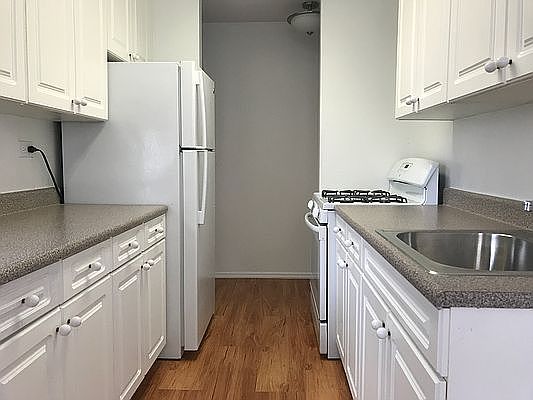 1st image of 747 10th Ave APT 3A