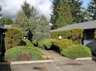 7039 SW Garden Home Rd, Portland, OR 97223