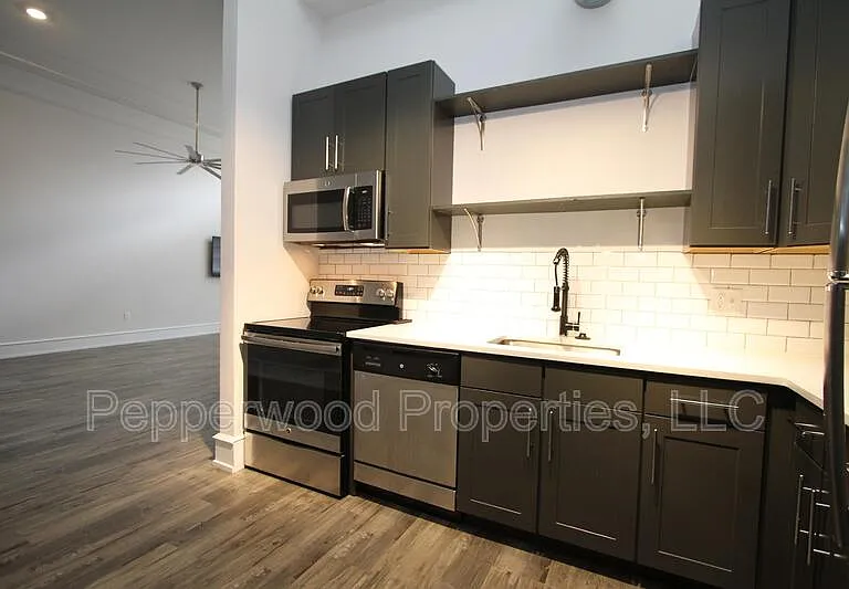 600 Magnolia St #103 — Photo 1