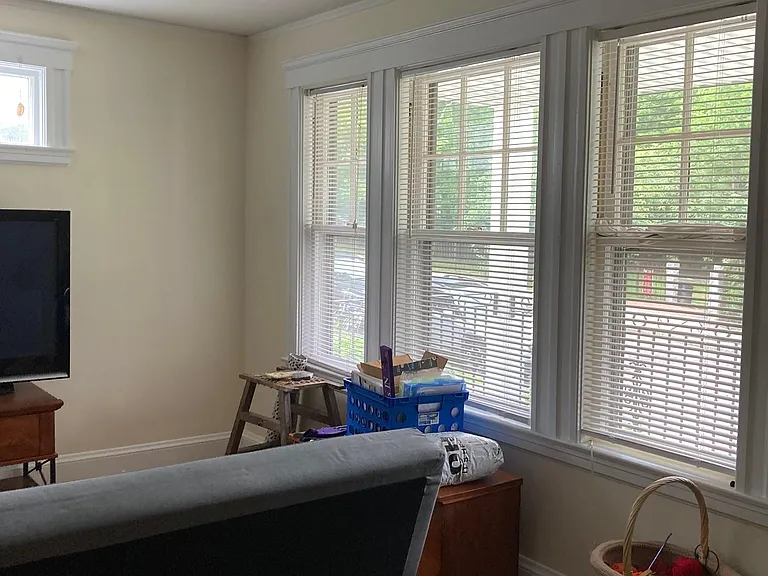 34 School St — Photo 4