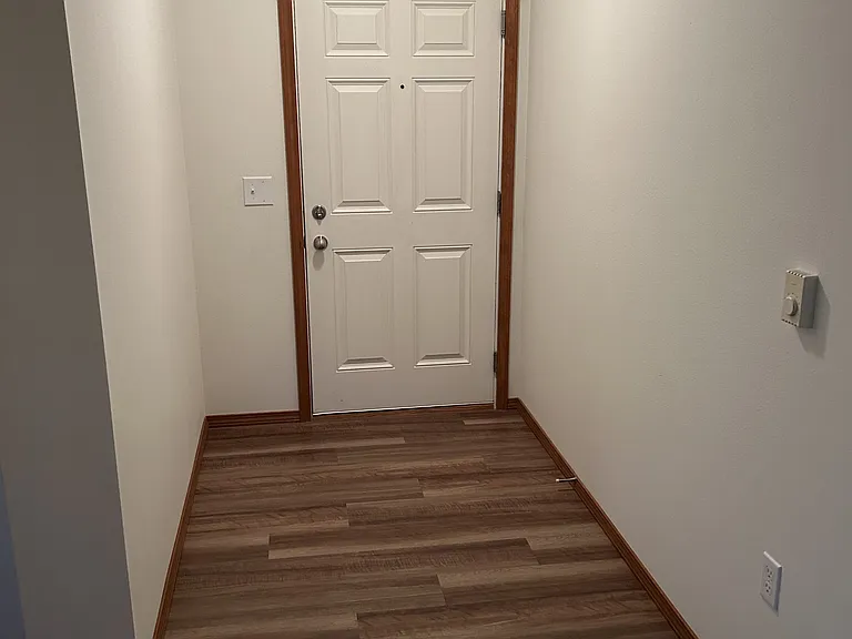 4523 N Sullivan Rd #B — Photo 6