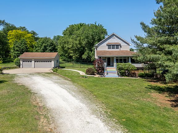 3rd image of 463 40th St