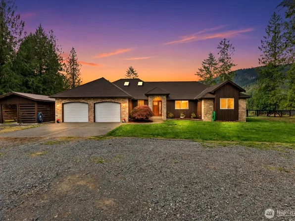 15619 N Trangen Loop Road, Arlington, WA 98223