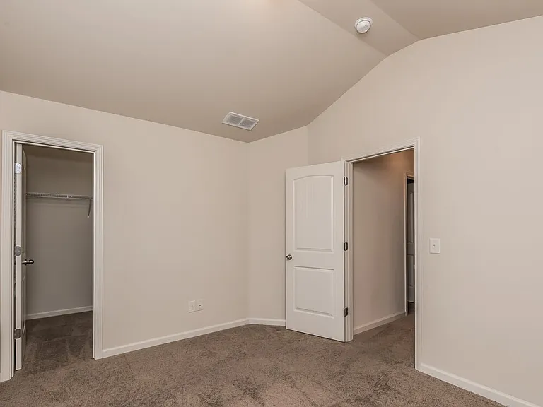 98 High Point Way — Photo 14