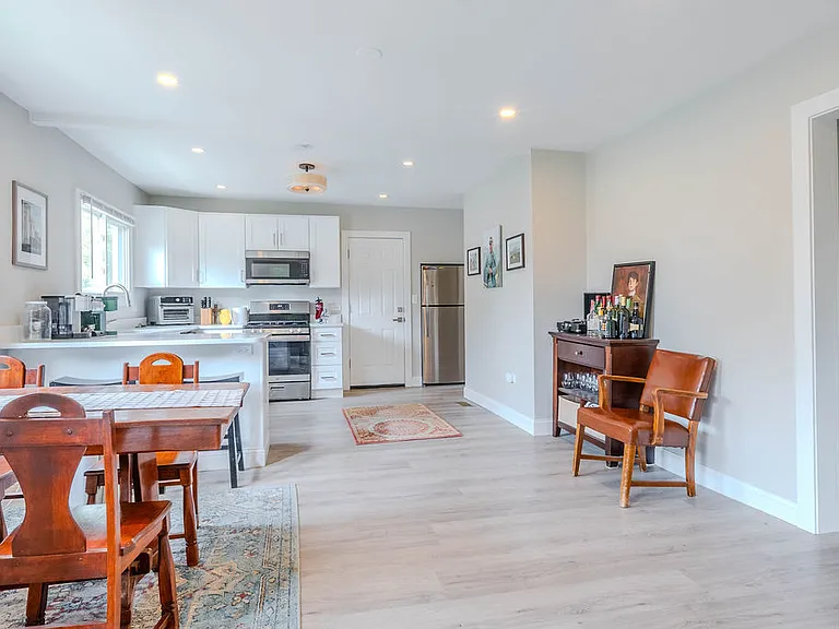 522 N Central Ave #1 — Photo 4
