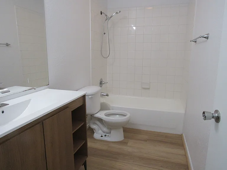 2005 San Jose Dr — Photo 11