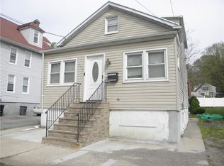 576 7th Ave, Pelham, NY 10803