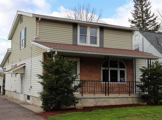 18 Maynard St, Corning, NY 14830