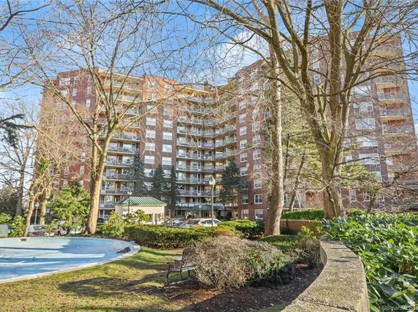 71 Strawberry Hill Avenue #105, Stamford, CT 06902