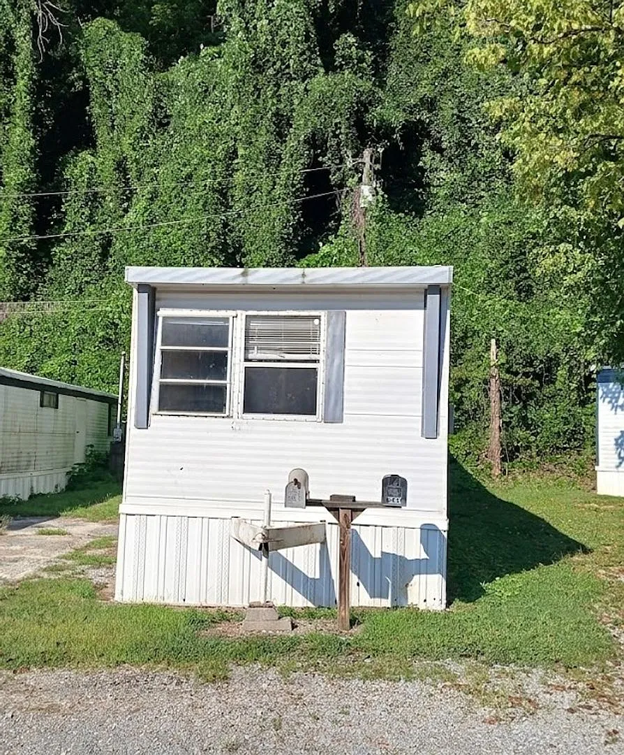 Signal Mountain Estates — Photo 3