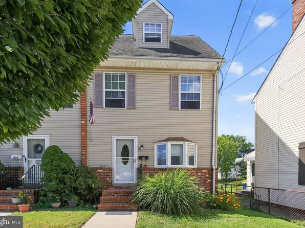 920 Clayton St, New Castle, DE 19720