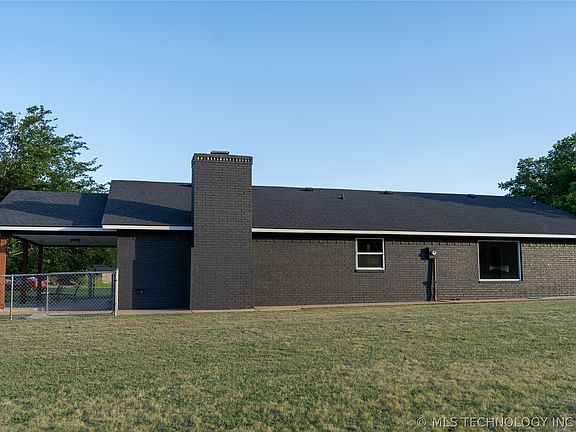 4th image of 6976 Lakeside Cir