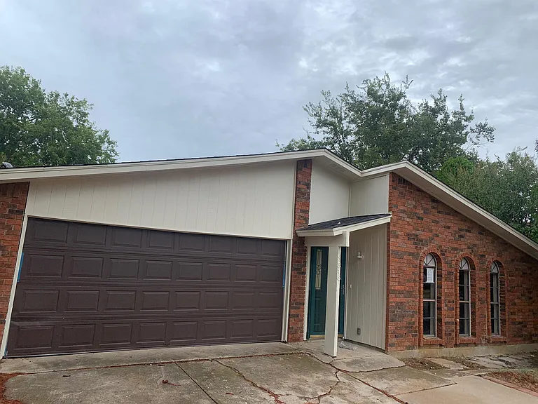 1316 Royster Rd — Photo 2