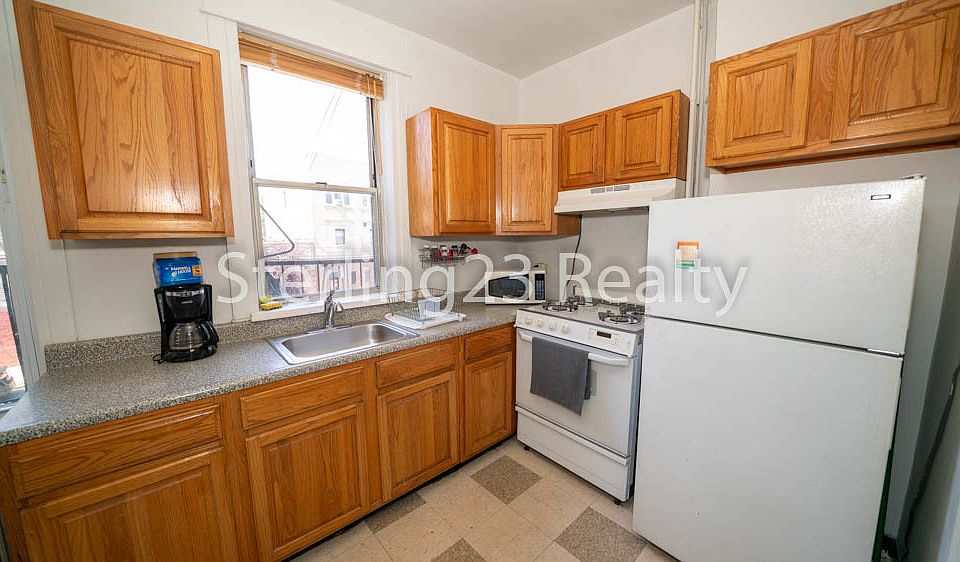 1st image of 30-22 41st St #2R