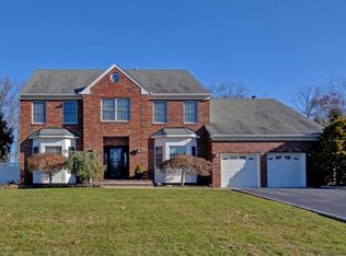 750 Tall Oaks Dr, Brick, NJ 08724