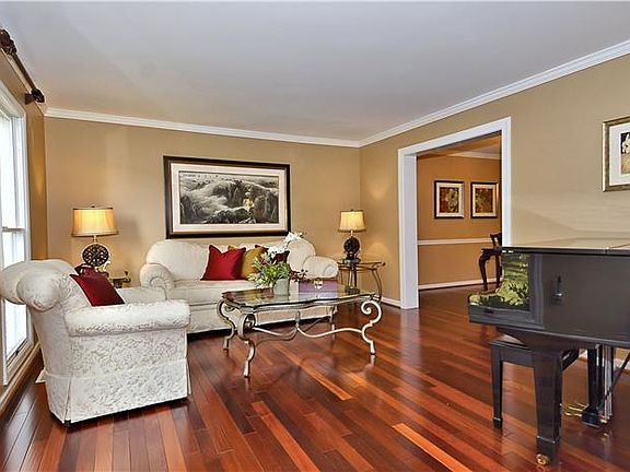 2nd image of 2406 Henslowe Dr