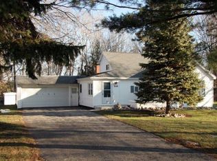 2142 Park Ln, Holt, MI