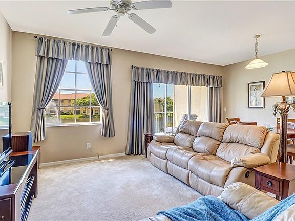 4th image of 4680 Saint Croix Ln APT 527