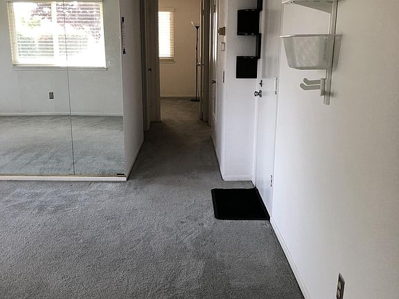 Entryway Into Hallway