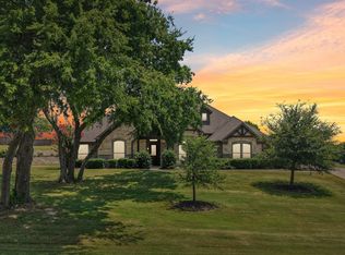 2810 Fossil Creek Dr, Midlothian, TX 76065