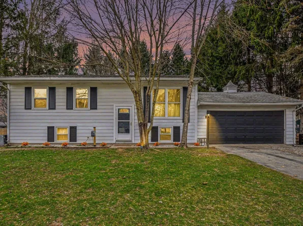 54599 County Road 1, Elkhart, IN 46514