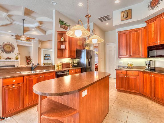 4th image of 6719 Merryvale Ln