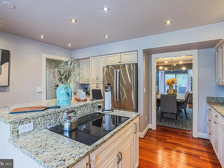 400 Five Farms Ln — Photo 11