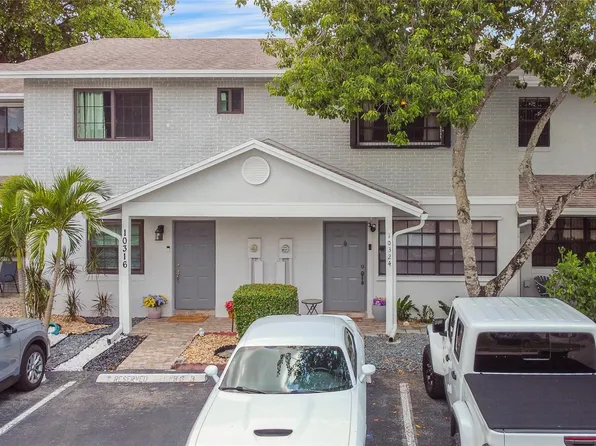 10324 NW 3rd Street #4, Pembroke Pines, FL 33026