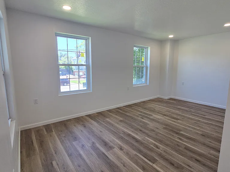 514 Lincoln Way E #1 — Photo 9