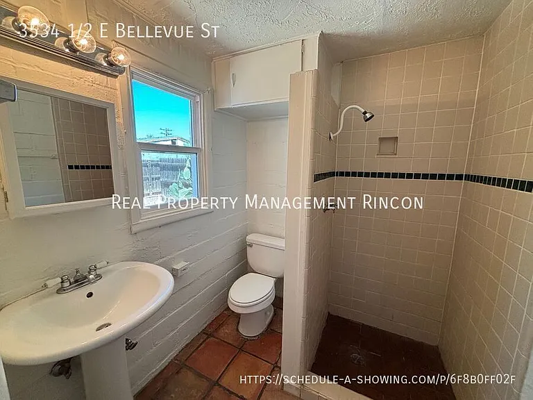 3534 1/2 E Bellevue Ave — Photo 4