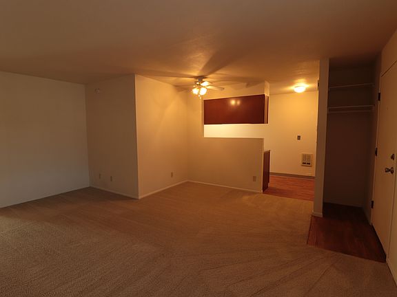 4th image of 6239 SW Beaverton Hillsdale Hwy #406