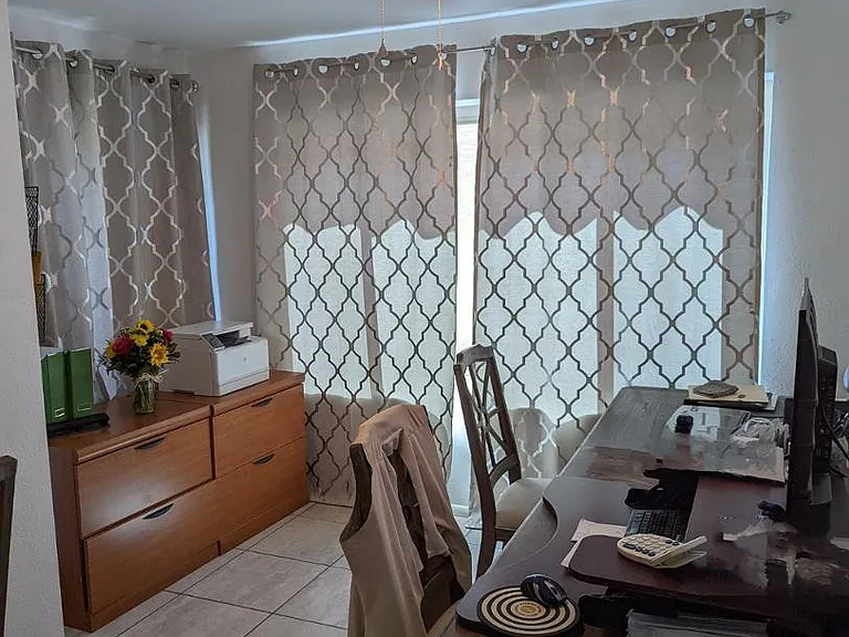 306 E Ludlow Dr #B — Photo 3