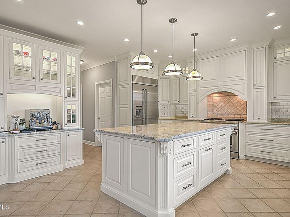 3rd image of 151 Laurel Ridge Dr