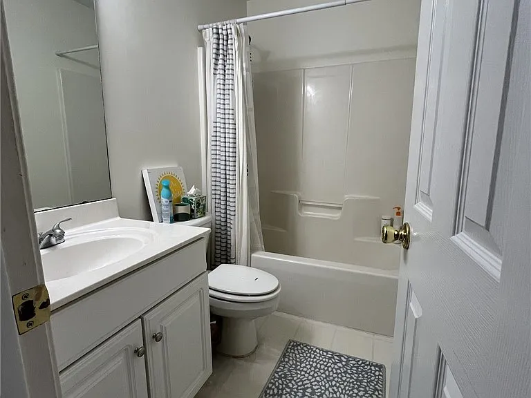 116 Arbors Ct — Photo 21
