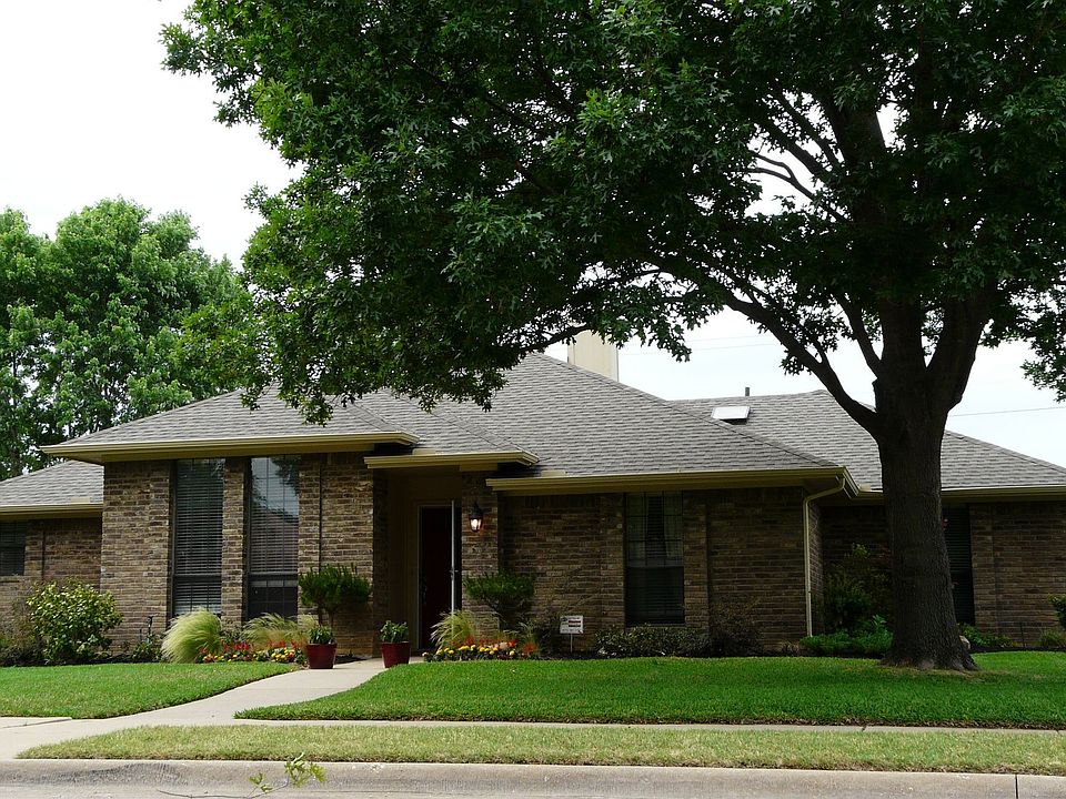 Gorgeous 3/2/2 in Coppell!