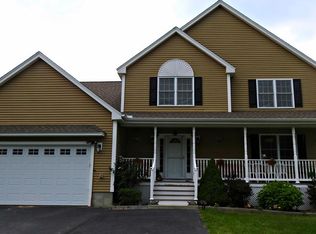 65 W Ayer St, Methuen, MA 01844