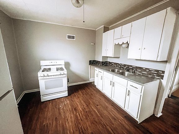 5th image of 1518 S 25th St